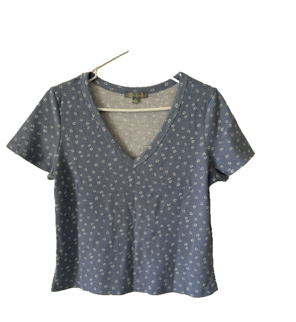 Women’s V-neck Shirt large By Good Luck Gem casual blue floral short sleeve NEW